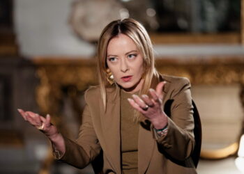 La maggioranza prepara la legge elettorale, bivio del referendum