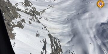 Strage di sciatori ed escursionisti sulle Alpi, 5 i morti tra valanghe e indicenti