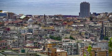 Immobiliare Italia in rosso: crollo di Aedes zavorra l’indice a Piazza Affari