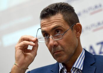Vannacci all’attacco: “Follia in Forza Italia, per alcuni benpensanti uomo può essere incinto”