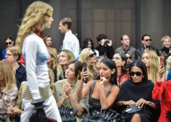 Scendono i ricavi di Ferragamo a 977 milioni nel 2025