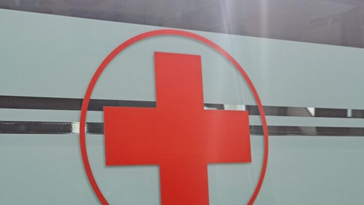 Cade da un ponteggio ad Alessandria, grave operaio