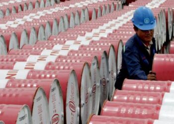 Petrolio, Wti chiude a + 3,36% a New York, Brent oltre i 100 dollari